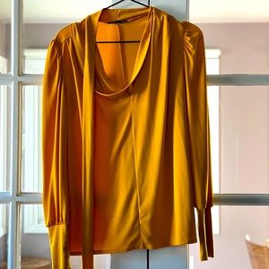 ZARA. size medium. blouse. mustard yellow top.